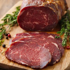 Искусство терпения и пламя специй: Как мы создали идеальную домашнюю бастурму, превратив ожидание в гастрономический триумф