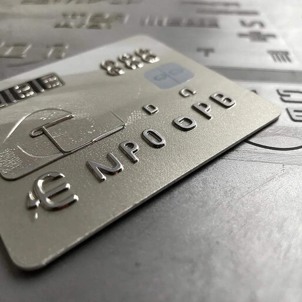 Финансовый компас: как мы искали и нашли способ открыть счет за границей через знакомые берега